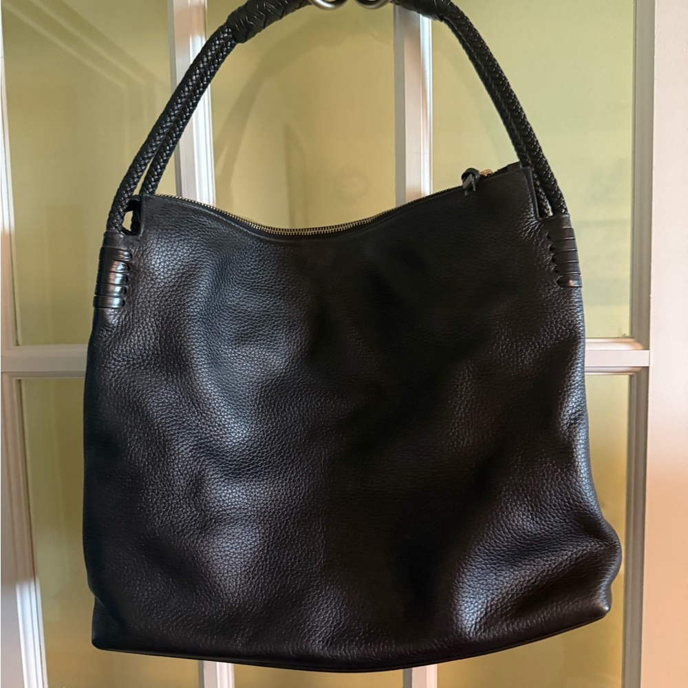 Tory Burch Black Leather Hobo Bag, shoulder bag.  Excellent condition